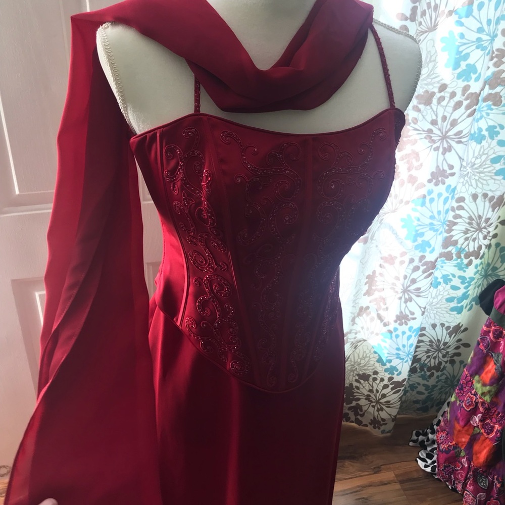 Size 4 evening gown - red with sequins- beautiful